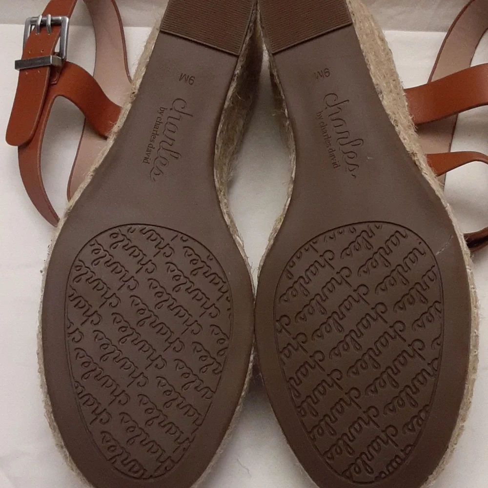 Charles by Charles David size 9M women's espadrilles sandal in brown.
